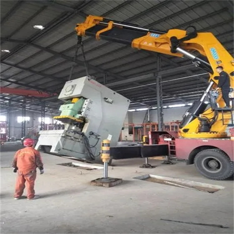 昌化镇80吨折臂吊车出租附近电话