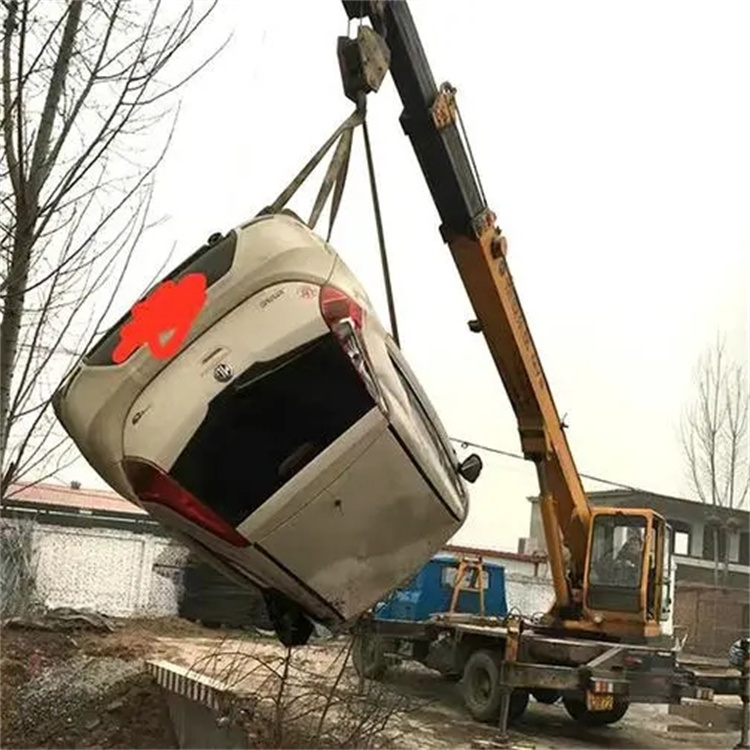 昌化镇随时待命，吊车24小时道路救援服务全解析